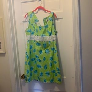 Turtle Time! EUC Green and turquoise Lilly sundress